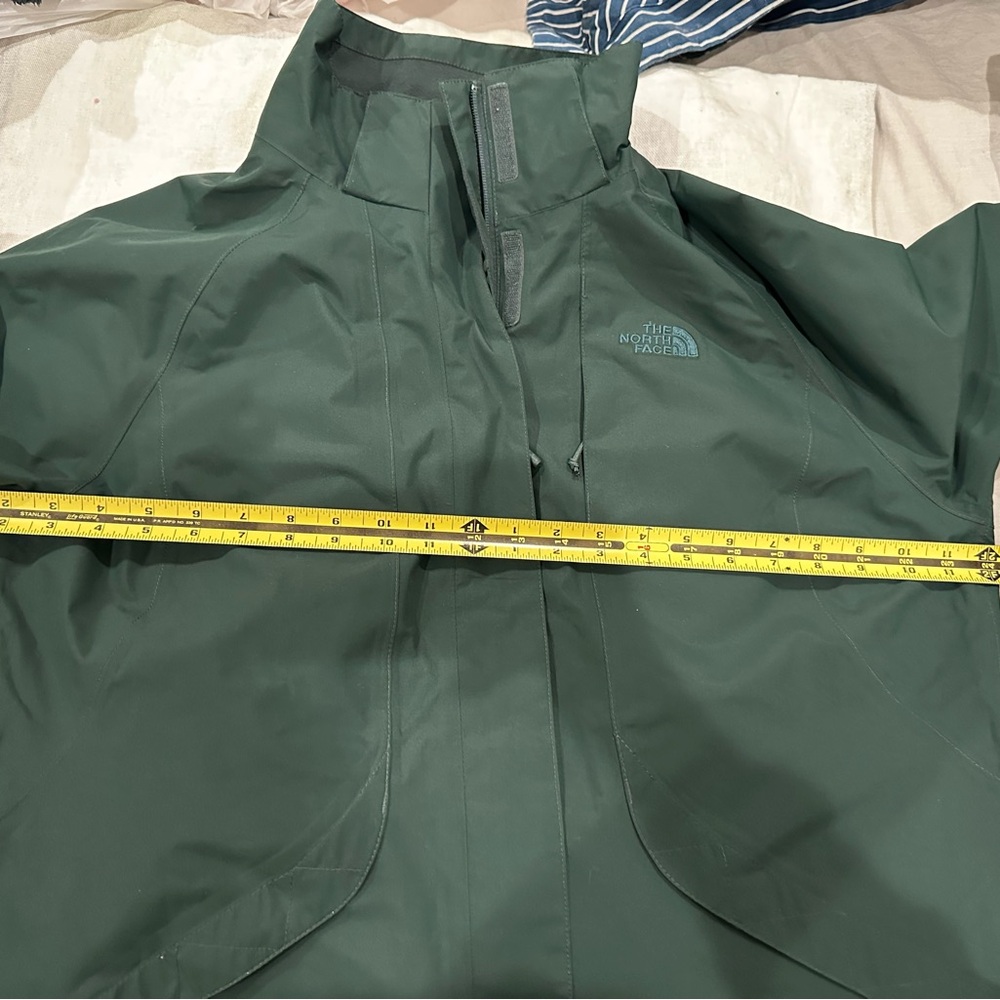 North Face parka with removable fleece liner—XL - Picture 15 of 16